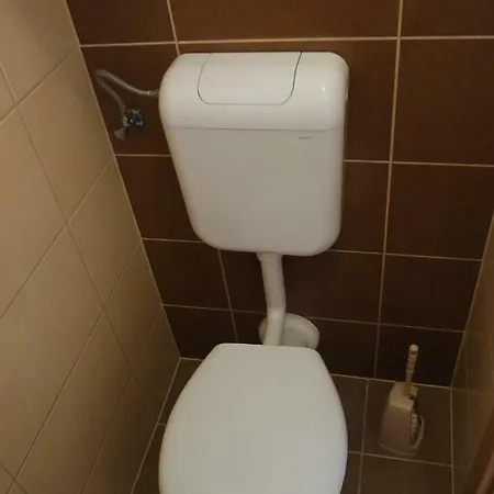 Arnyas * Πετς
